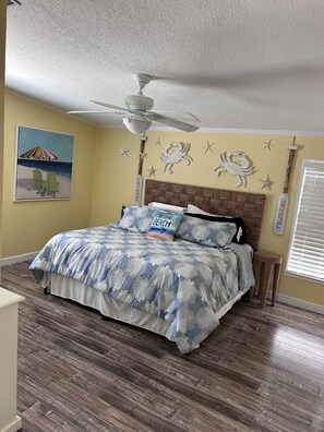 3 bedrooms, WiFi, bed sheets - Come, enjoy warm weather and breathtaking sunsets (Key Largo)