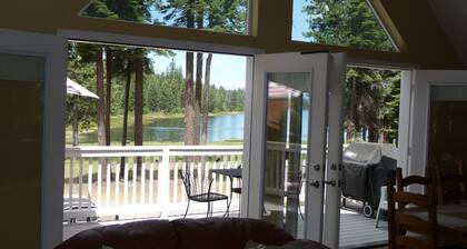 Lake Almanor West - Lakefront Cabin