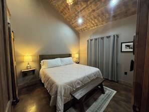 2 habitaciones, cuna de viaje, wifi gratis y ropa de cama