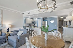 Interior - Beach Retreat 407  Gulf Front, Dog friendly, Beach Service (Miramar Beach)