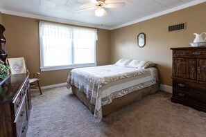 4 chambres, accès au Wi-Fi (inclus), literie fournie