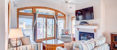 Televisión, futbolito y estéreo