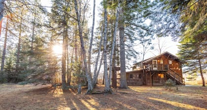 1 Bedroom, 1 Bath House In The Woods, Sleeps Up to 4