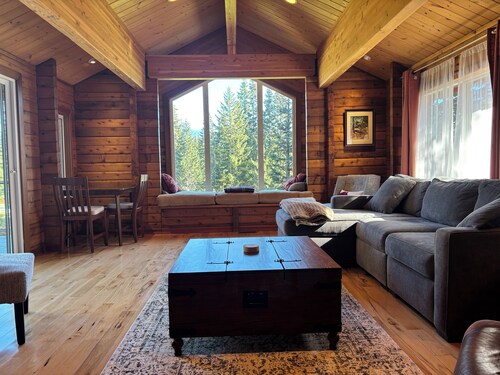 Upea näköala! Hiihtää! Golf! Vain 25 minuuttia Leavenworth