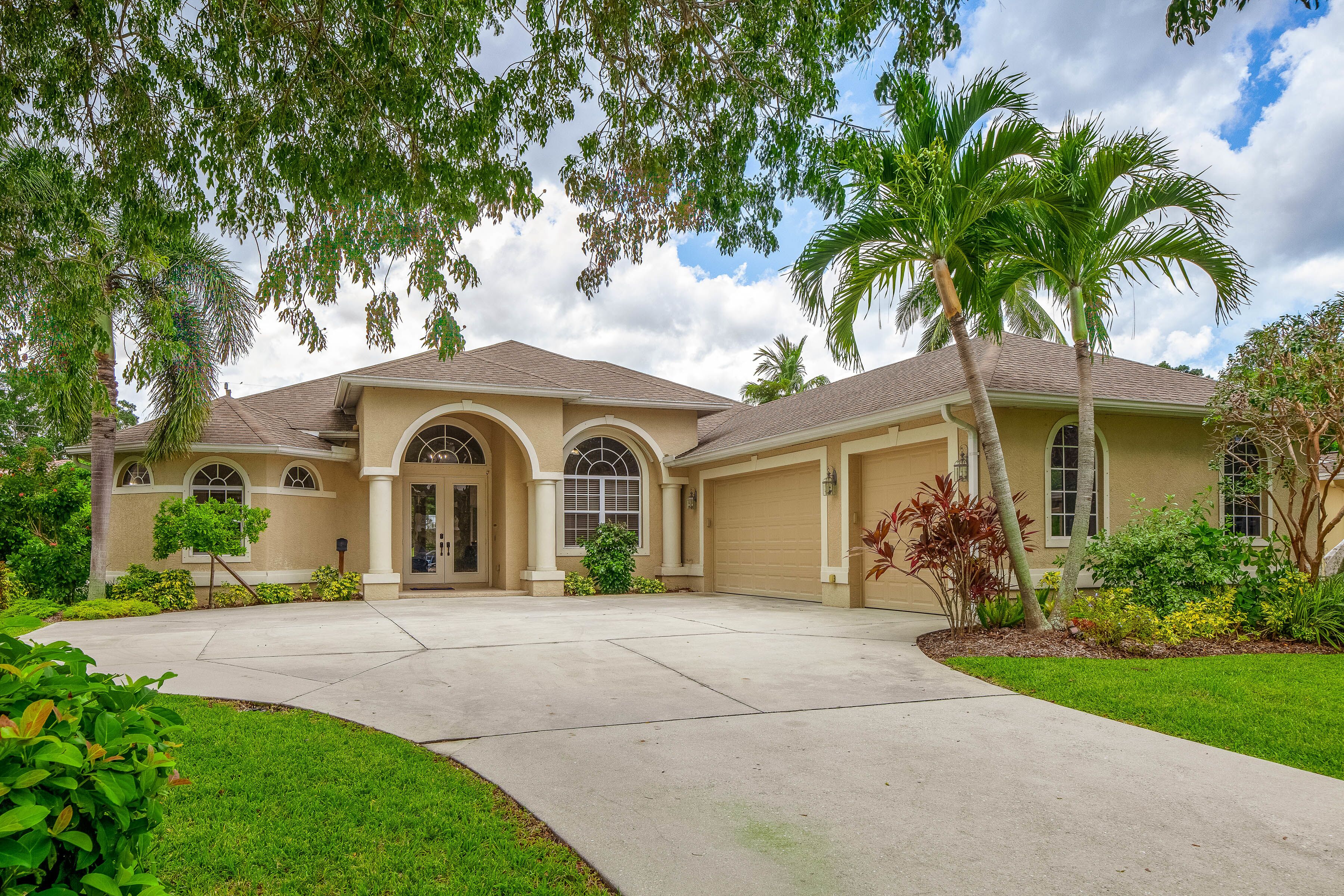 1140 Naples retreat         