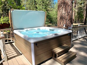 Bain à remous extérieur
