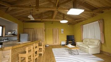 Family Room (for 2 Guests) | Free WiFi, bed sheets