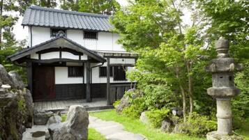 Traditioneel huisje (I) | Gratis wifi, beddengoed