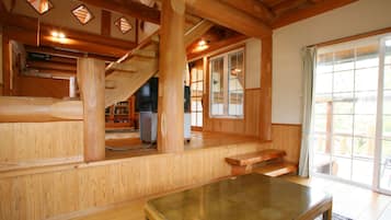 ์บ๋น (for 10 Guests) | 1 ๊ฐ์ ์นจ์ค, ๋ฌด๋ฃ WiFi, ์นจ๋ ์ํธ