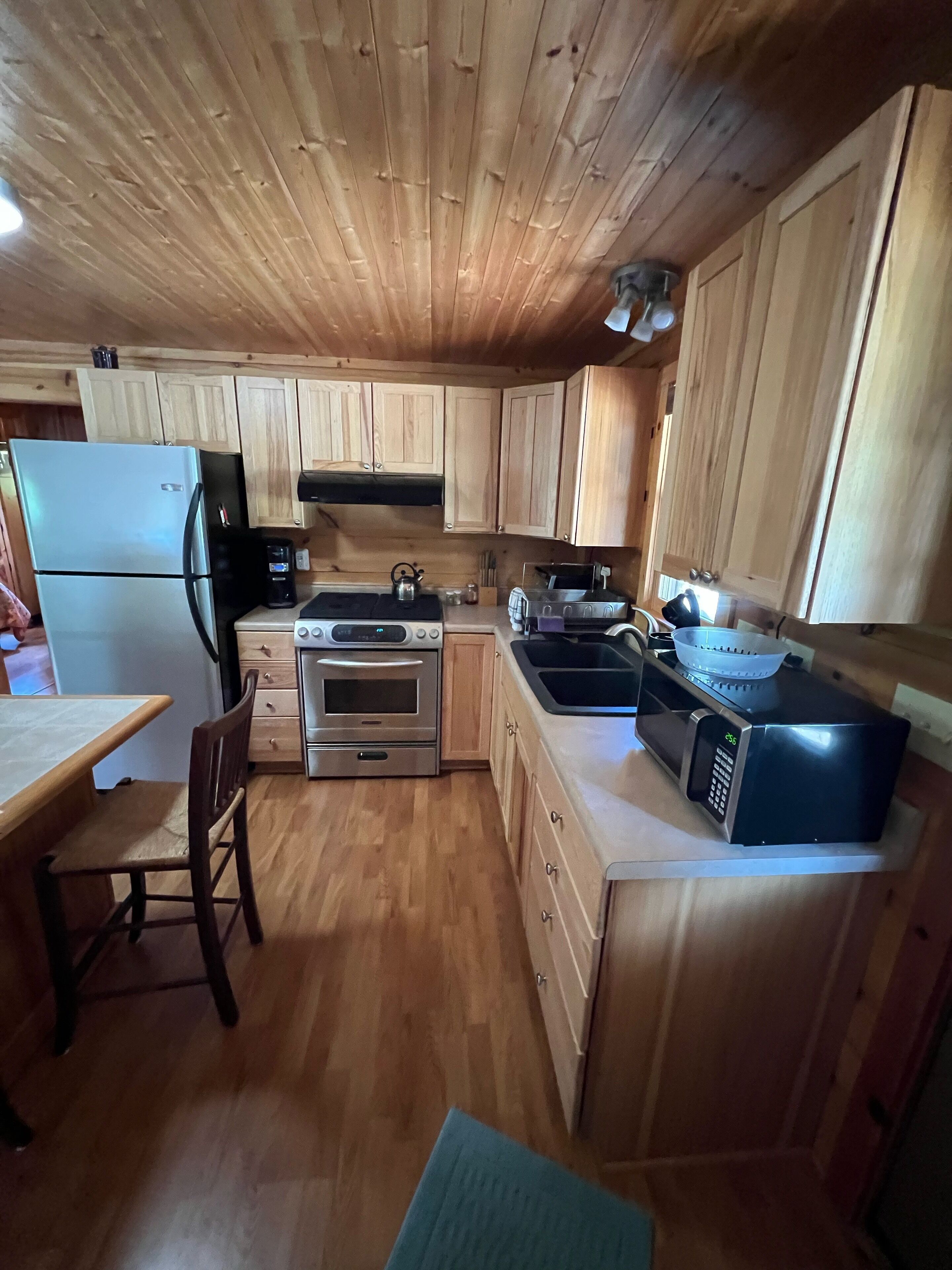 Camp Hideaway Hemlock Haven Cabin @ Nebo, Lake James NC