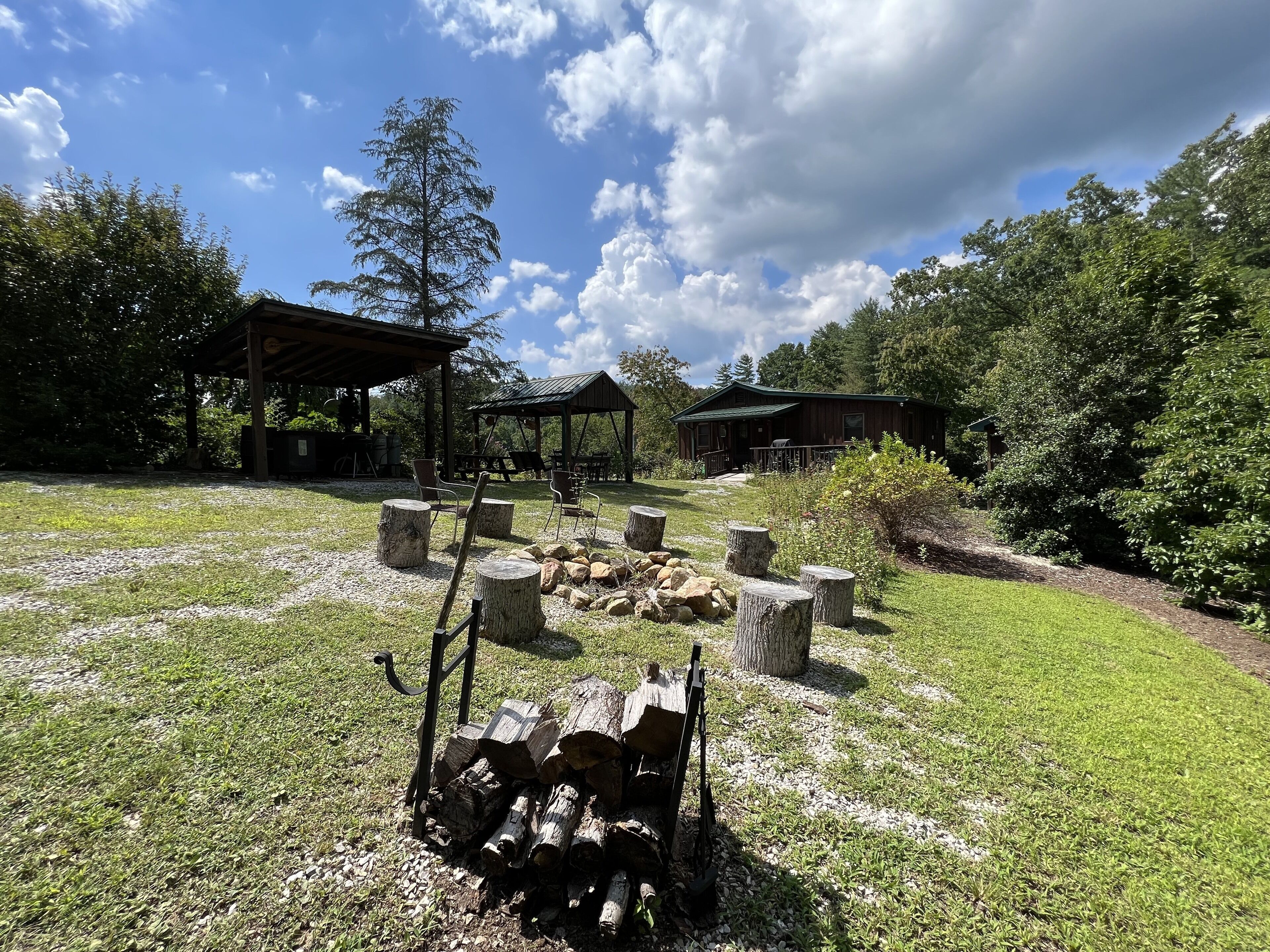 Camp Hideaway Hemlock Haven Cabin @ Nebo, Lake James NC