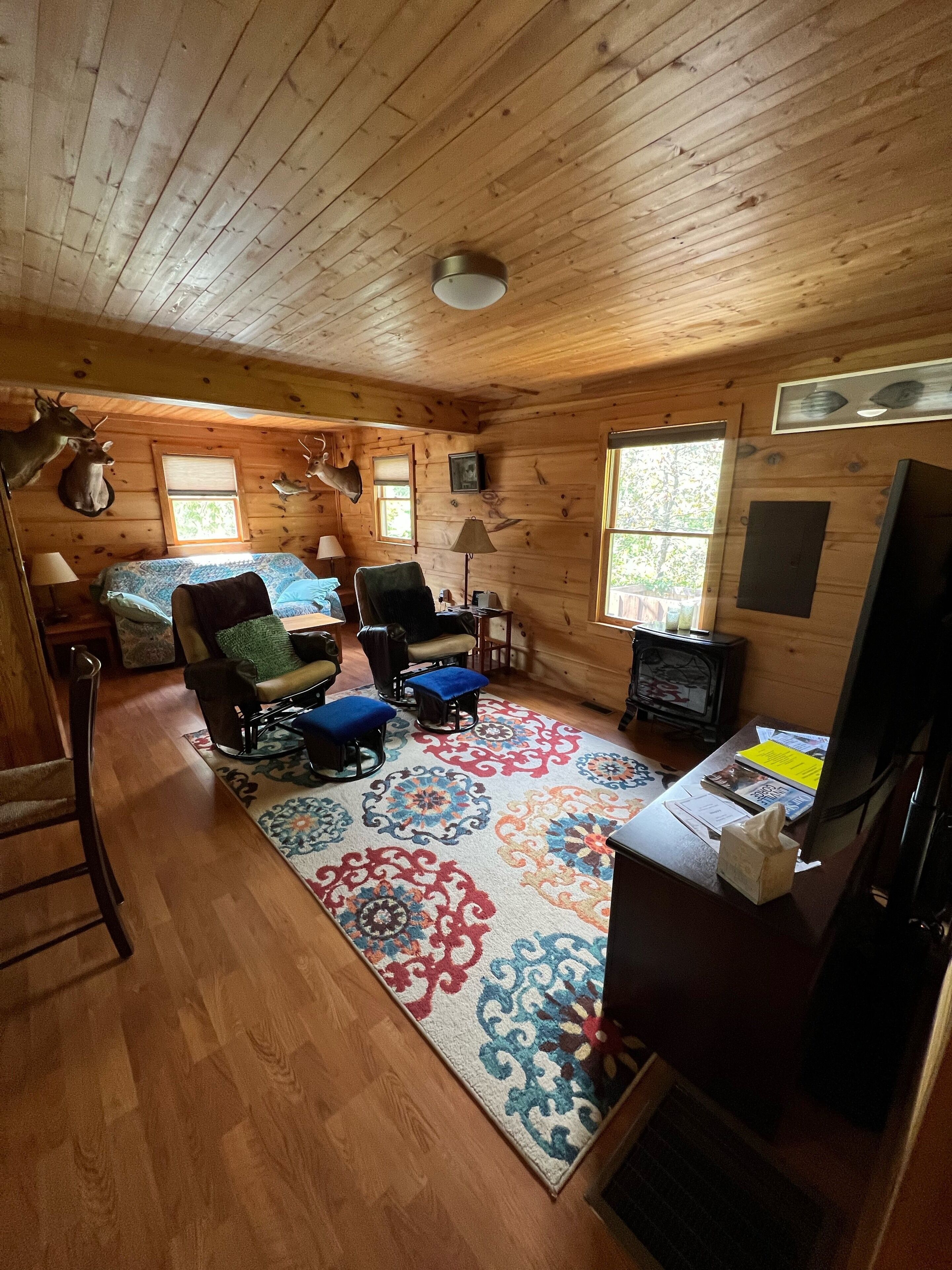 Camp Hideaway Hemlock Haven Cabin @ Nebo, Lake James NC