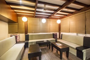 Khu tiếp khách ở sảnh