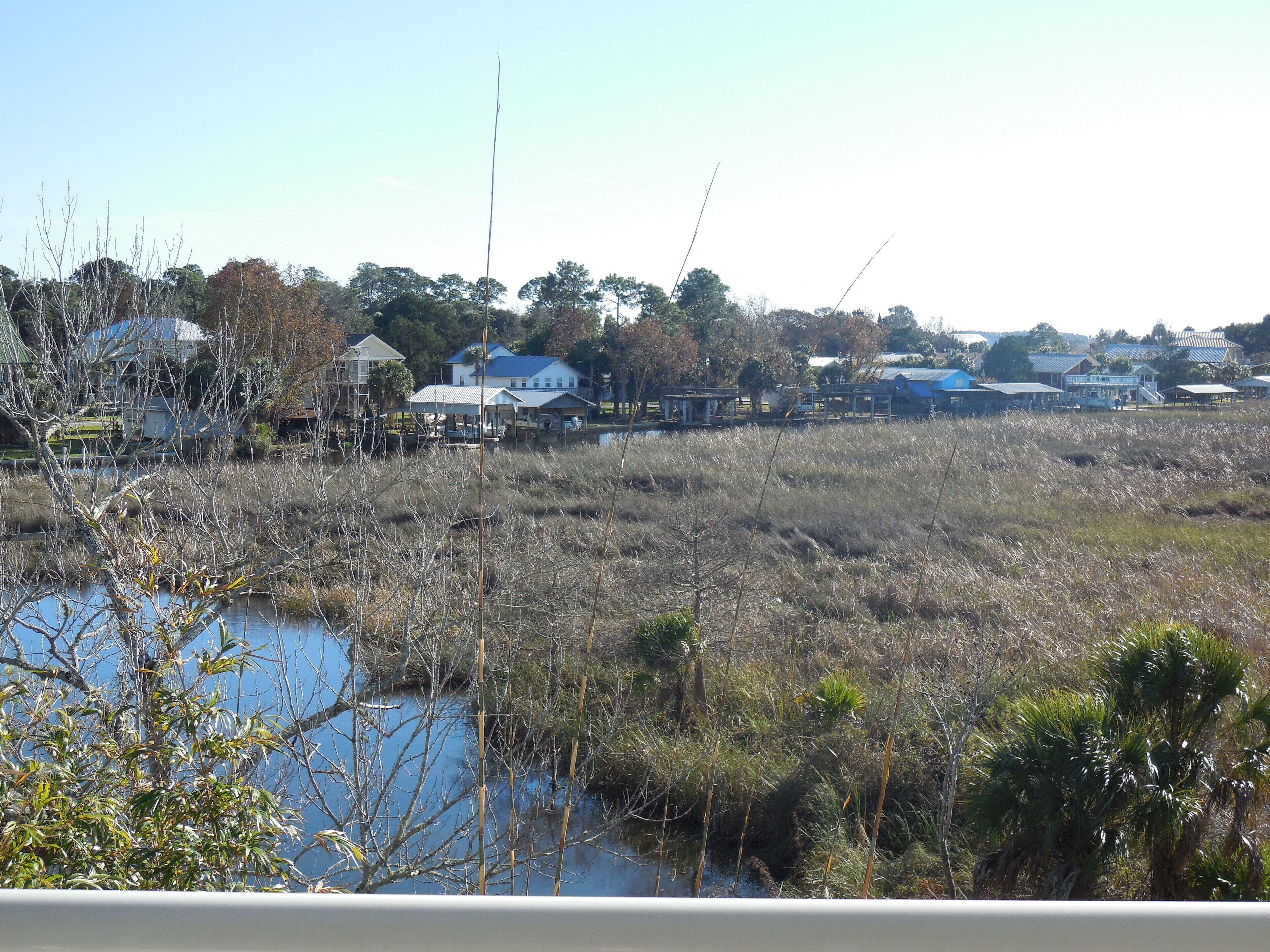 3 BDR 2 BTH Condo Gulf Coast View Pool Marina Seafood Scalloping