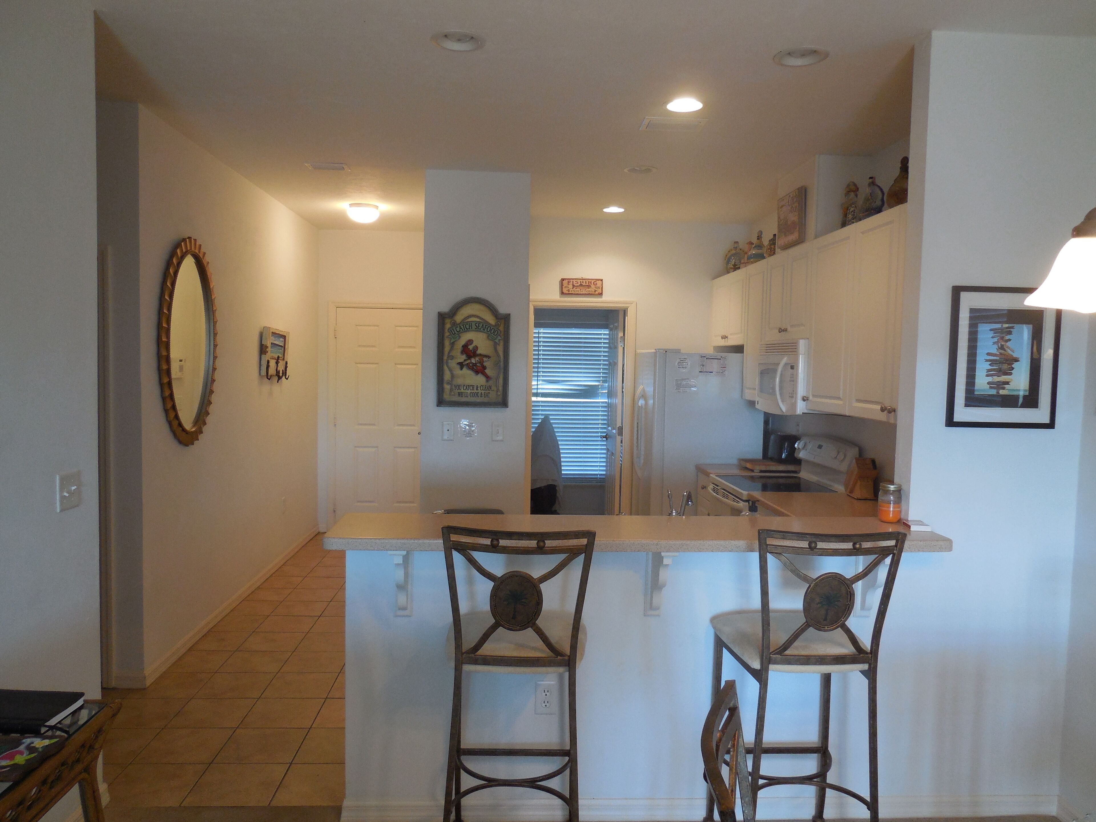 3 BDR 2 BTH Condo Gulf Coast View Pool Marina Seafood Scalloping