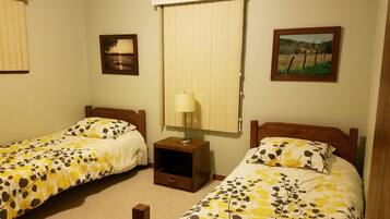 5 slaapkamers, een strijkplank/strijkijzer, wifi, beddengoed