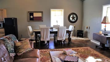 TV connectée, lecteur de DVD, vidéothèque