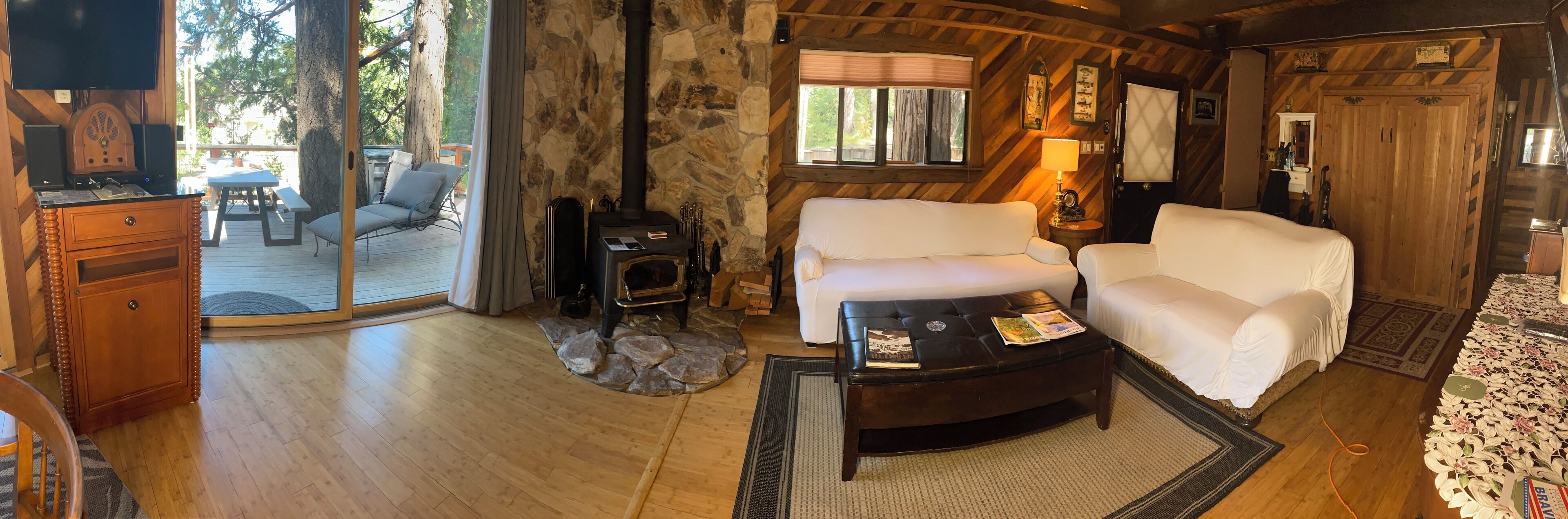 'Lakeside, Camp-Run-A-Muck',  4 Bdrm, 2 Bath (Can Sleep 8)