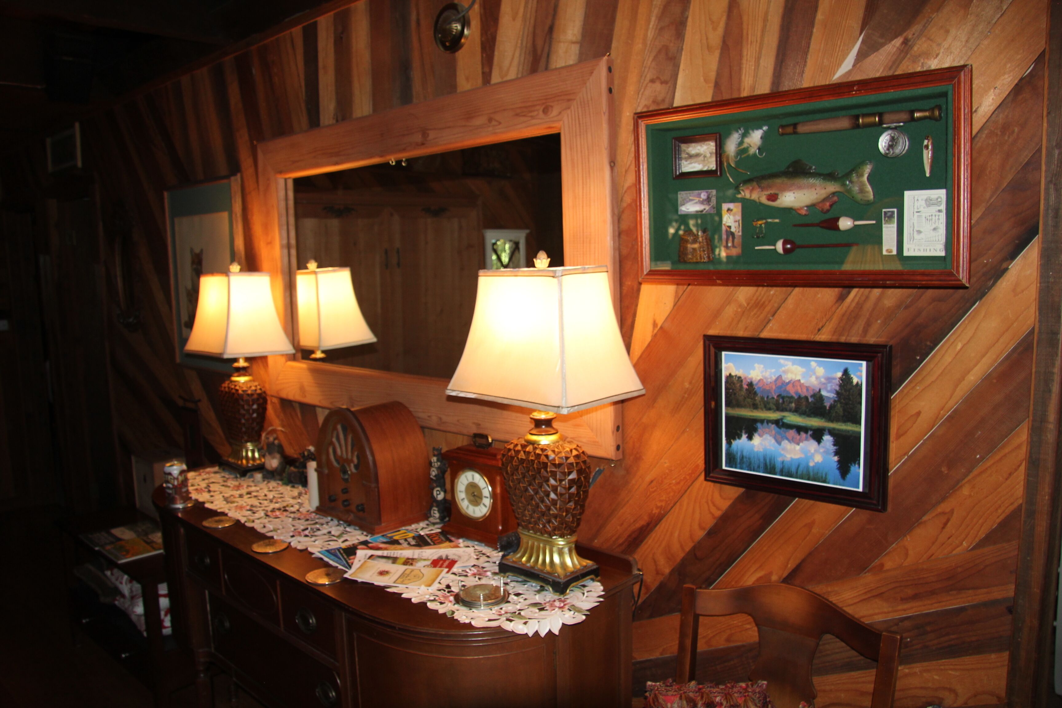 'Lakeside, Camp-Run-A-Muck',  4 Bdrm, 2 Bath (Can Sleep 8)