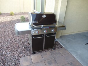 Terrace/patio - Elegant Home in Estrella Mtn Ranch, avail April, 2025, minimum night required (Goodyear)