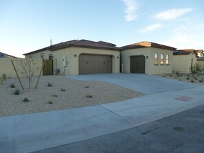 Exterior - Elegant Home in Estrella Mtn Ranch, avail April, 2025, minimum night required (Goodyear)