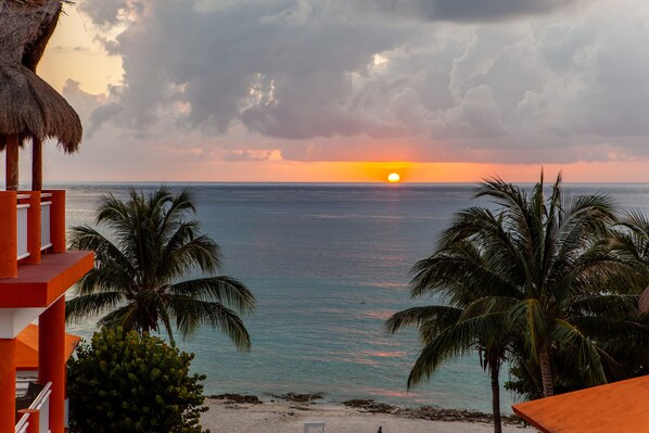 Private beach, sun loungers, beach towels