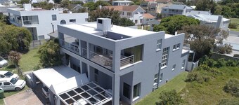 Akwa House Hermanus - your home away from home!