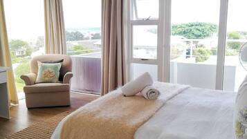 5 chambres, fer et planche Ă repasser, Wi-Fi, draps fournis