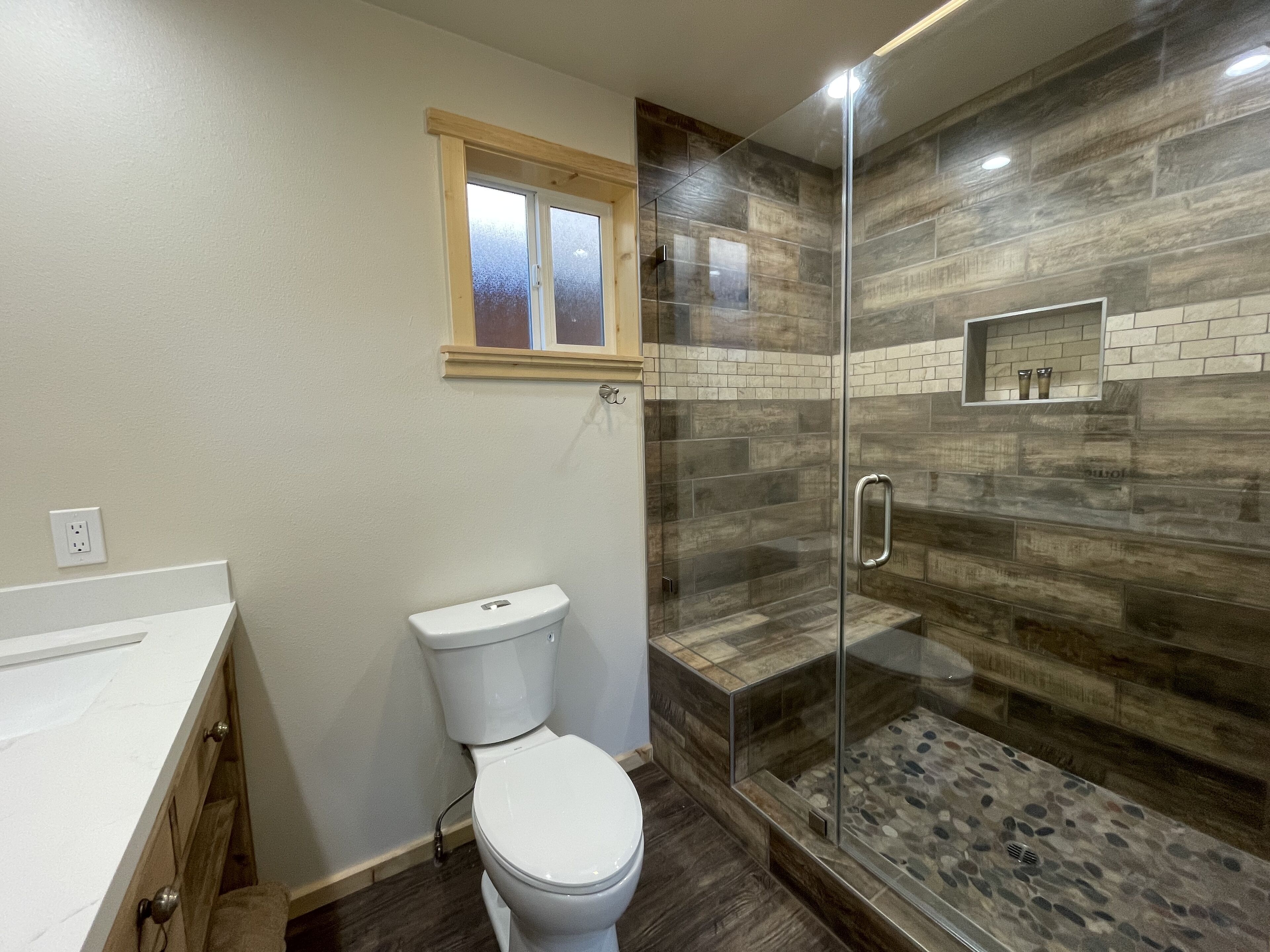 Recently Renovated Log Cabin in Great Location