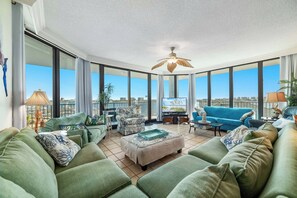 Älytelevisio, DVD-soitin, stereot