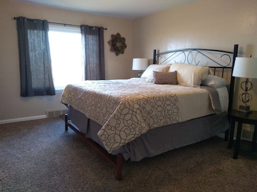 Maalaistalo, tuoreet munat.