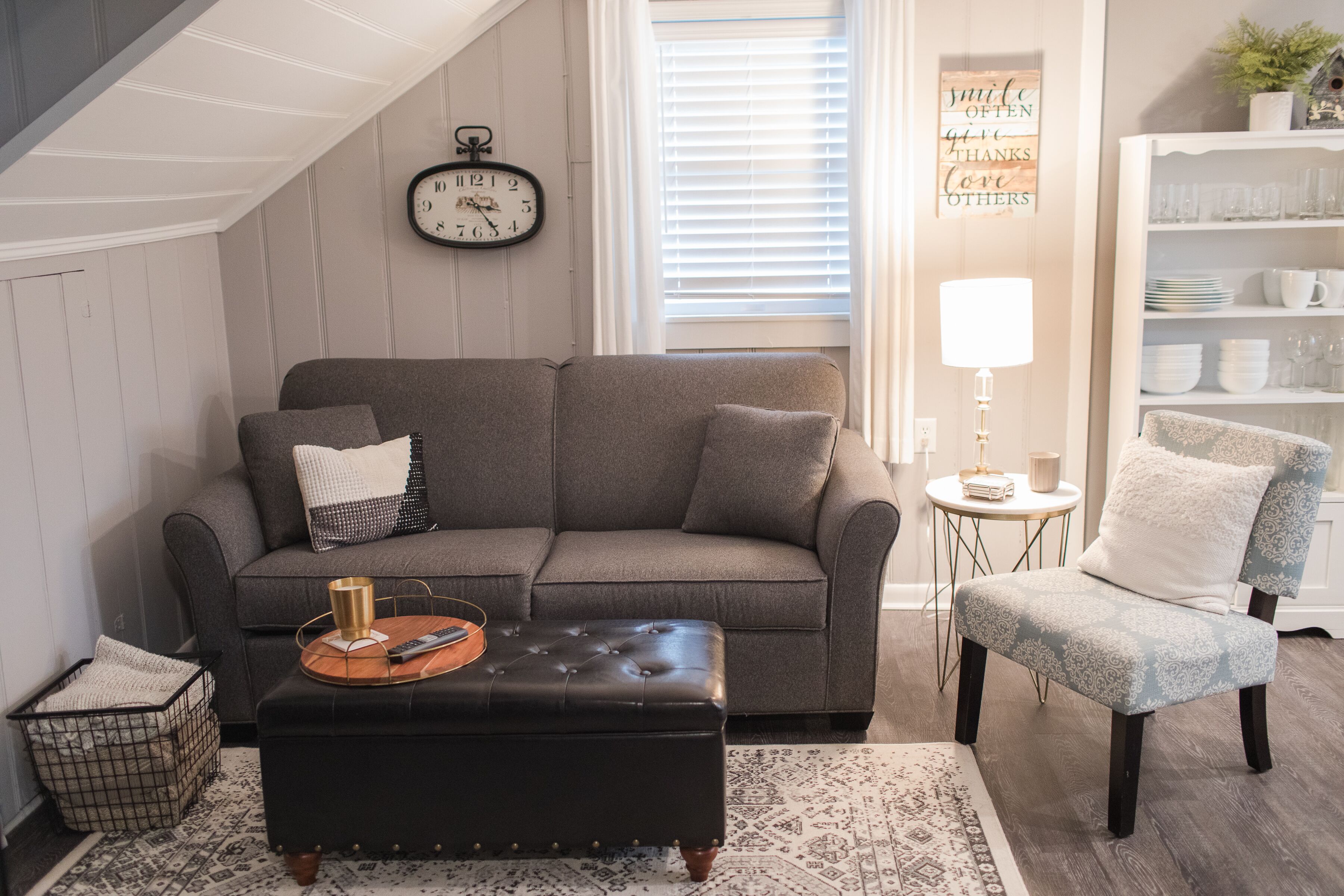 North End Beach Cottage Apartment - One block from beach