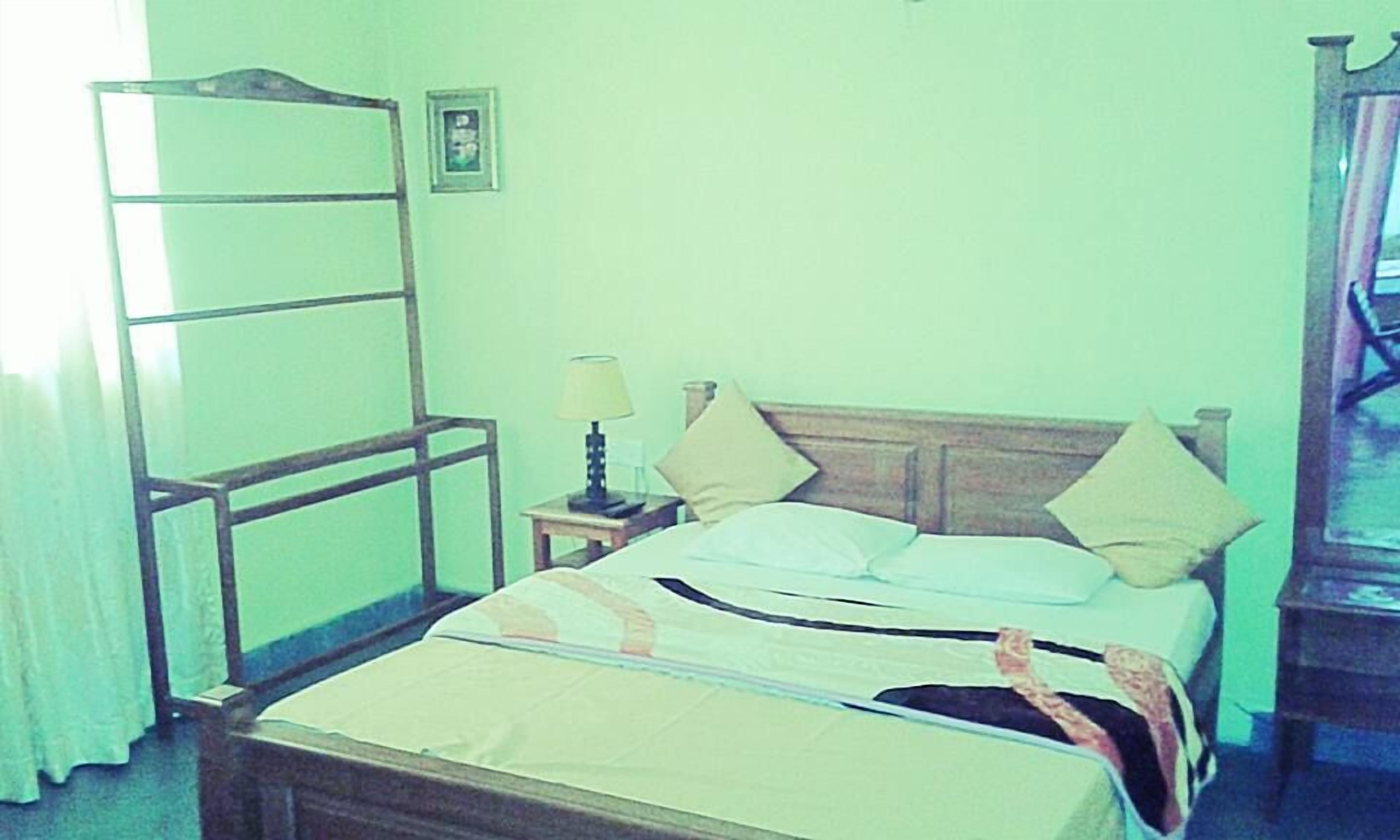 Standard Room | WiFi (free), bed sheets