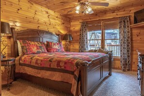 4 habitaciones, tabla de planchar con plancha, wifi y ropa de cama 