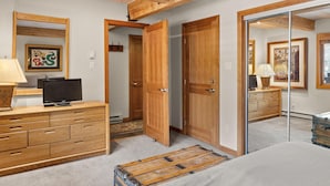 Unclassified image, 2 of 14, button - Lift One - Stylish three bedroom with walk-out patio (Aspen)