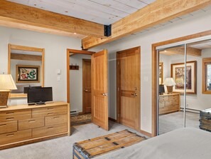 3 Schlafzimmer, Bügeleisen/Bügelbrett, WLAN, Bettwäsche