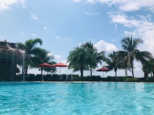 🥎⛳️🏖Enjoy golf and resort amenities at Bonita National! 🏝🏌🏿‍♂️🏌🏻‍♀️🌊