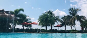 🥎⛳️🏖Enjoy golf and resort amenities at Bonita National! 🏝🏌🏿♂️🏌🏻♀️🌊