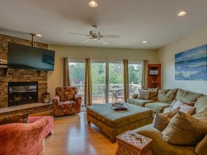 Smart TV, fireplace, DVD player