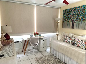 2 habitaciones, tabla de planchar con plancha y wifi gratis 