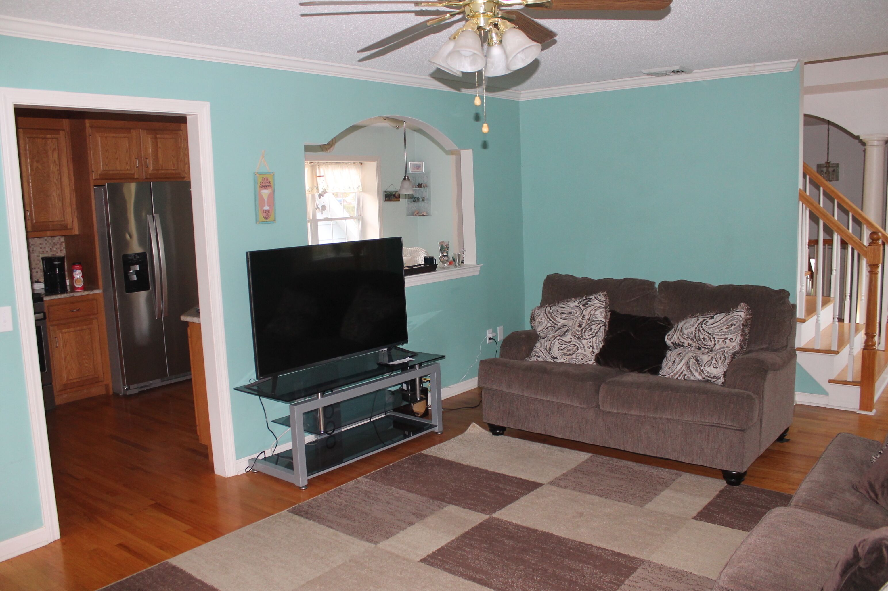 Walk to the  beach at Black Point, Niantic, Ct.