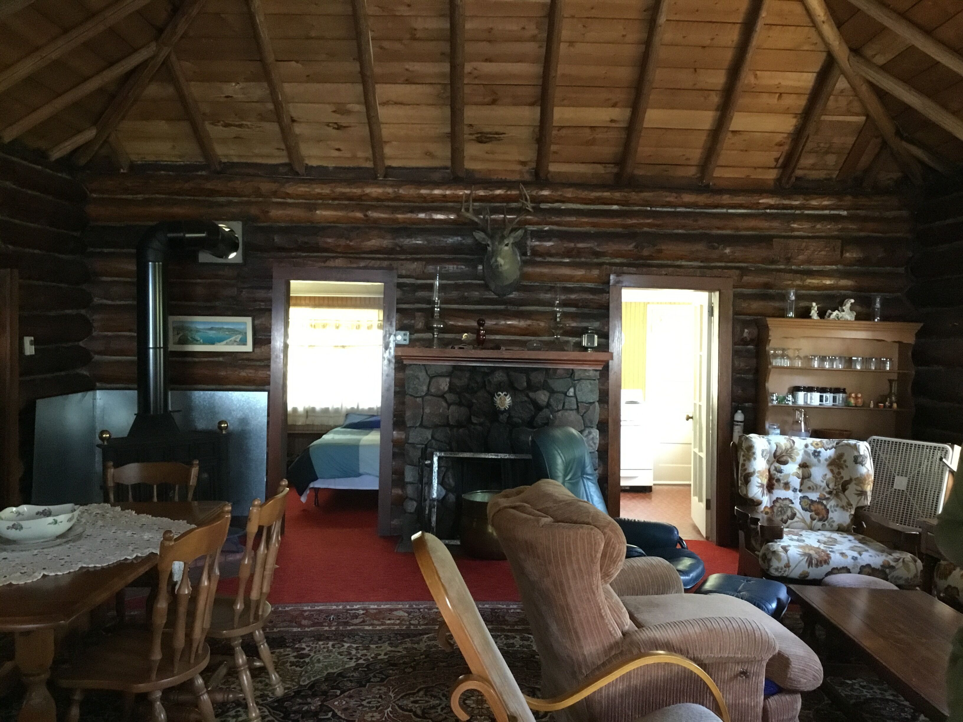 Rustic Lake Front Log Cottage