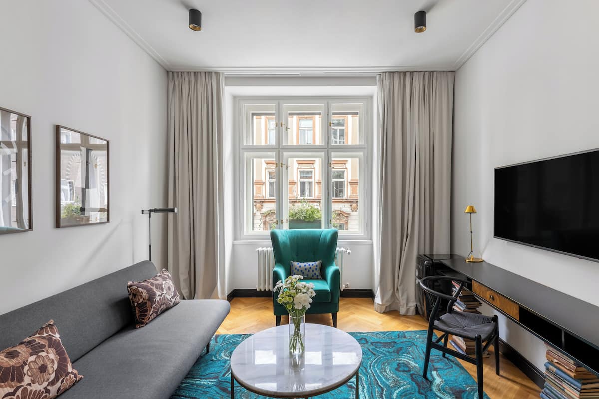 Extra Large Room with Sofa Bed | 1 slaapkamer, luxe beddengoed, Select Comfort-bedden, een minibar