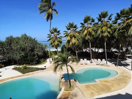 Deluxe Suite with Sea View | View from room