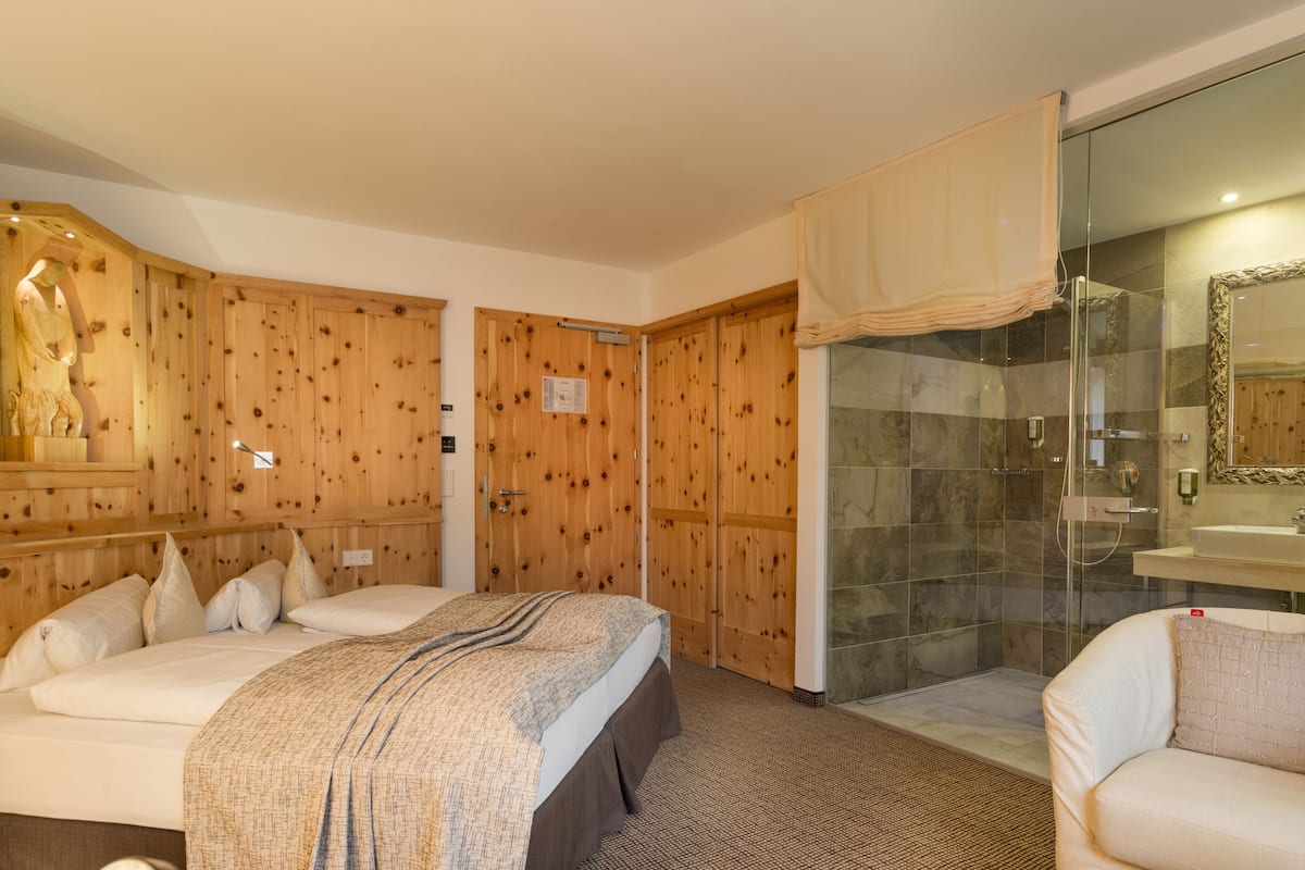 Biancheria da letto ipoallergenica, minibar, una cassaforte in camera