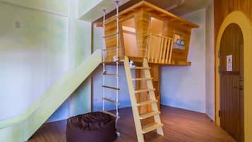 Standard Quadruple Room, Courtyard View | Blackout drapes, WiFi (free), individually decorated