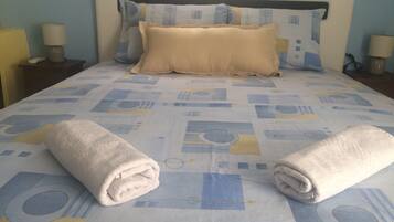Economy Double or Twin Room, 1 King Bed, Non Smoking, Garden View | Free WiFi
