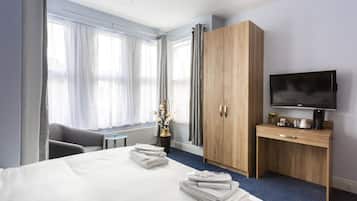 Superior Double Room, 1 King Bed, Non Smoking, Microwave