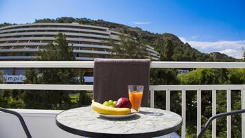 Útsýni úr herberginu