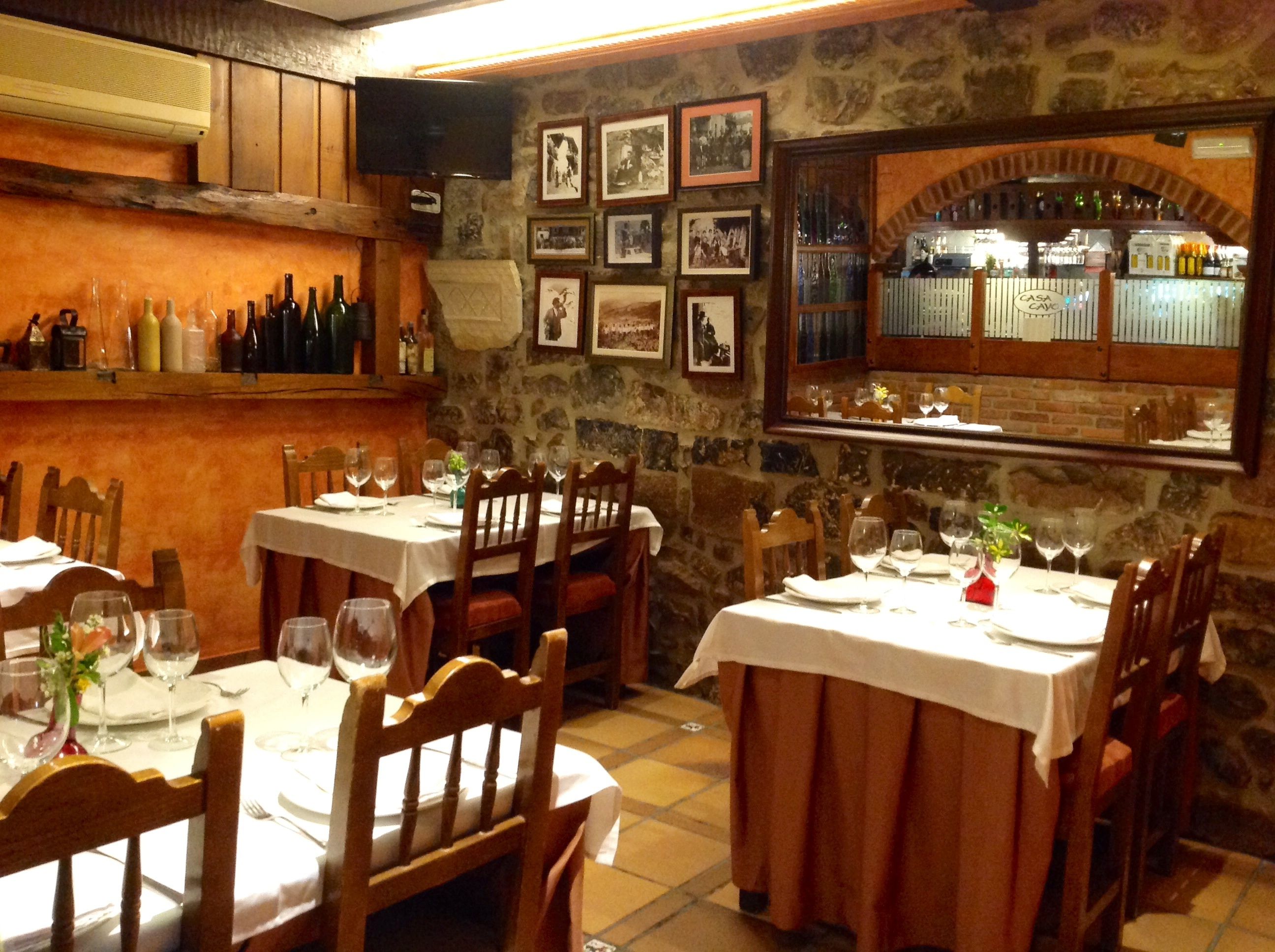 breakfast, lunch, dinner served; local cuisine